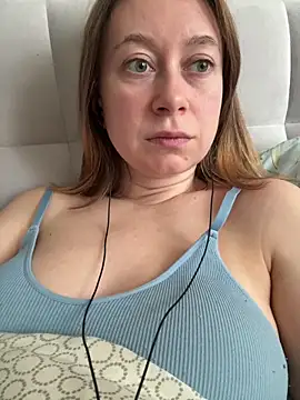 Snapshot of BrookeEvans chatting on September 16, 5:48 am BrookeEvans online show from September 16, 5:48 am