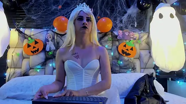 Salo Heaven online show from October 30, 6:31 pm