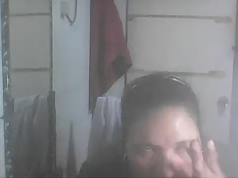 Snapshot of hotwet_mama4uxx chatting on October 20, 7:11 am hotwet mama4uxx online show from October 20, 7:11 am