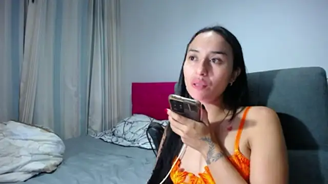 LisaRiveraxxx online show from October 23, 11:55 pm