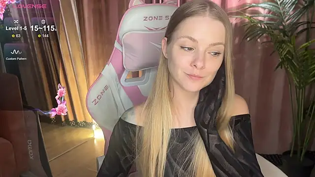 01 lili 01 online show from September 15, 10:56 am