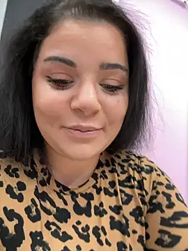 BustyMadison online show from October 22, 7:24 am