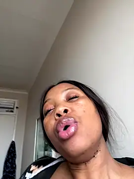 cherrybabe76 online show from September 25, 1:43 pm