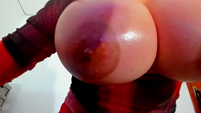 Conny hot3 online show from October 10, 2:00 pm