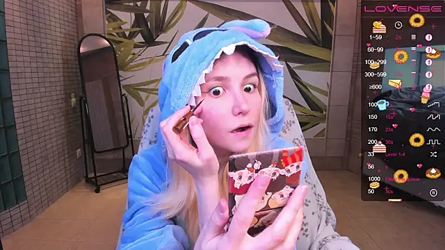 fleximona online show from March 7, 9:05 am