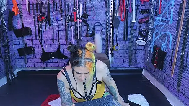 PANDORANEZZ online show from December 4, 12:13 am