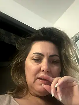 Snapshot of Emma_roqueen chatting on October 11, 8:55 pm Emma roqueen online show from October 11, 8:55 pm