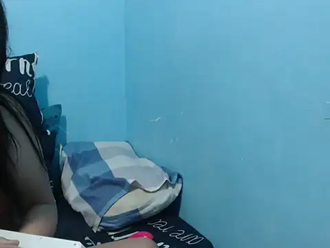 stacie iris online show from February 18, 5:45 pm