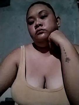 curvee Kyra online show from September 30, 10:10 am