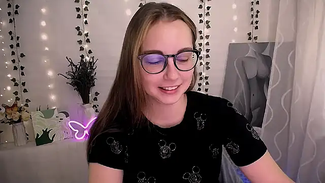 SweetPrincess  online show from September 15, 5:38 am