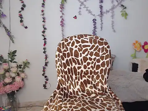 valquiria sirgun online show from September 9, 1:44 pm