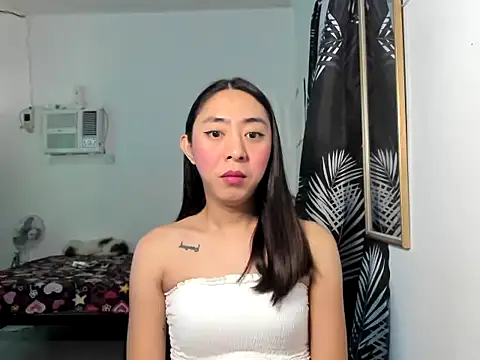 ErikaJayne4u online show from January 15, 5:35 am