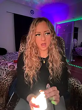 sage love online show from October 18, 2:14 am