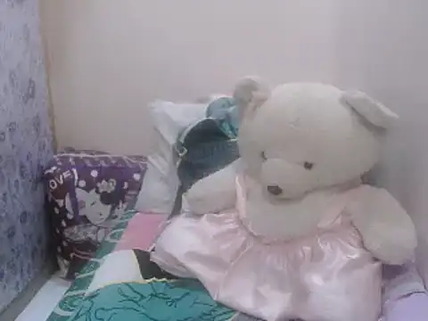 Snapshot of sweet_Lielani chatting on September 15, 11:34 pm sweet Lielani online show from September 15, 11:34 pm