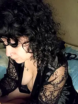 callmelouve online show from November 8, 3:28 pm