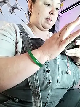 mollieblue69 online show from November 27, 1:14 pm