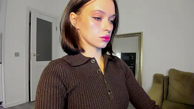 Kossie  online show from October 25, 11:11 pm