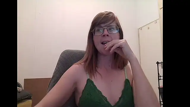SavannaGirly online show from June 3, 6:24 pm