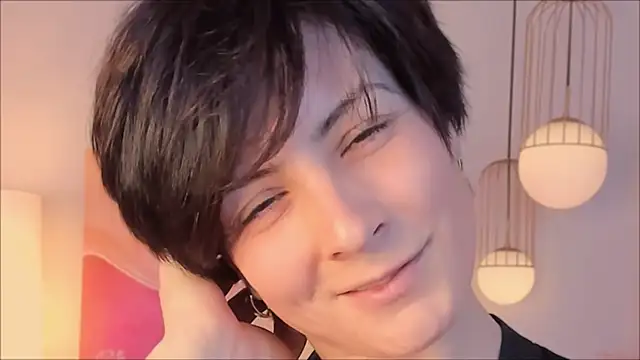 LorenDaze online show from November 26, 2:18 pm