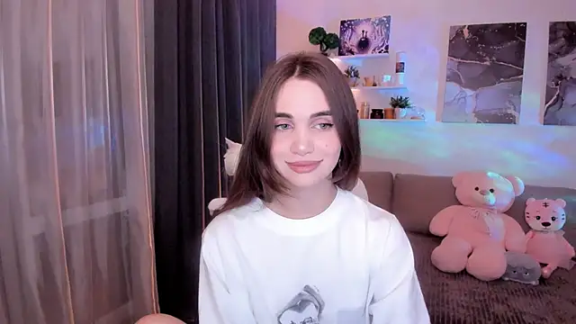 aPieceOfJoy online show from February 28, 3:39 am