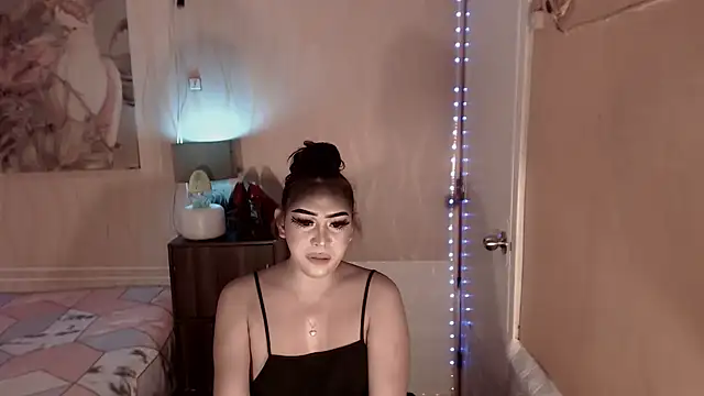 Snapshot of Biancafoxie chatting on September 12, 10:24 am Biancafoxie online show from September 12, 10:24 am