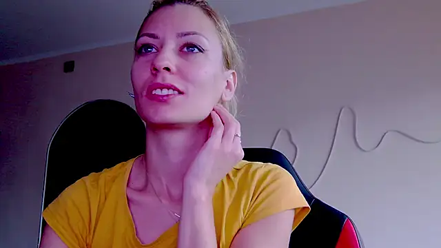 karo123421 online show from October 15, 6:16 am