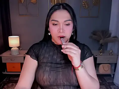 MaxeneCullens online show from September 19, 3:05 am