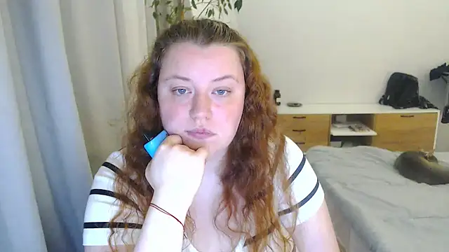 PolinaSalvatore online show from April 15, 7:58 pm