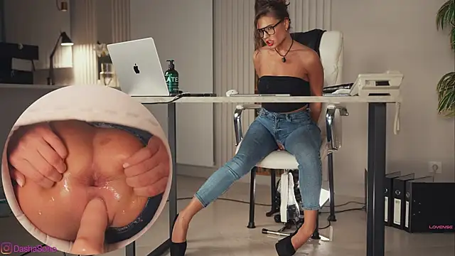 art porno online show from March 2, 7:15 am