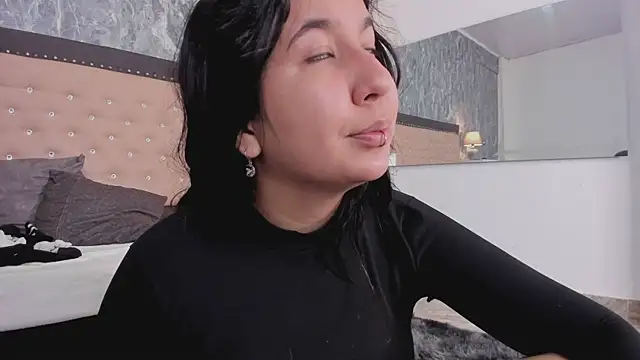 Lia sarahi online show from December 1, 12:19 pm