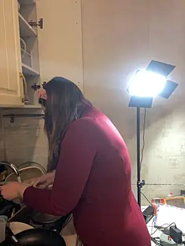 DienkaGreen online show from November 23, 5:58 pm