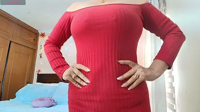 ISABEEL SOFIA01 online show from May 31, 6:20 pm