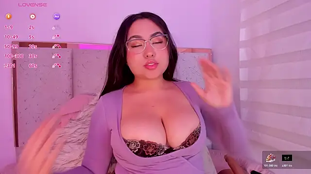 dulcepatersson1  online show from November 8, 2:49 am