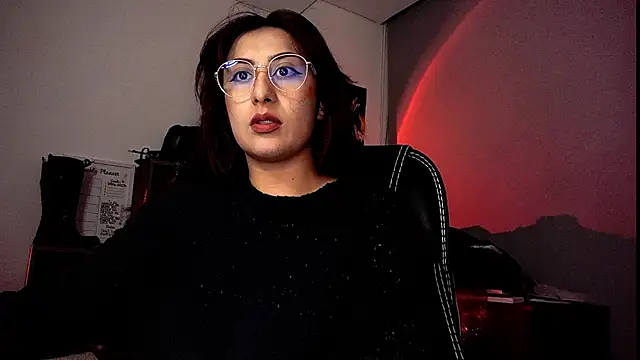 Snapshot of Scarlett_Sen chatting on September 11, 3:34 pm Scarlett Sen online show from September 11, 3:34 pm