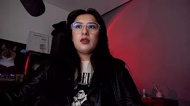 Snapshot of Scarlett_Sen chatting on October 10, 3:50 pm Scarlett Sen online show from October 10, 3:50 pm