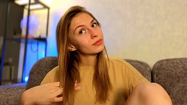 LovelyKatea online show from October 3, 2:11 pm