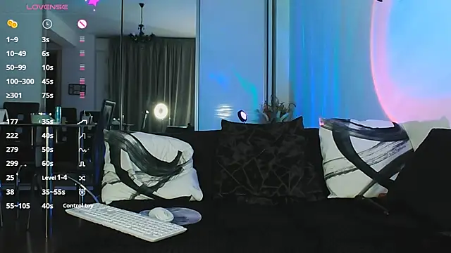 MichelleSwanX online show from September 28, 6:24 pm