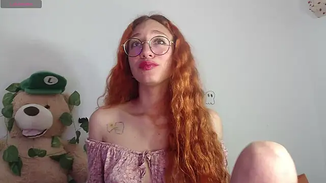 Snapshot of Aby_Lov3 chatting on October 22, 4:39 am Aby Lov3 online show from October 22, 4:39 am