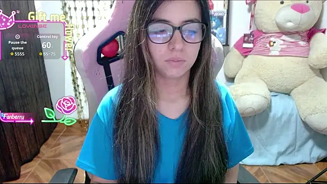 Maggie Fox3 online show from September 26, 2:09 am