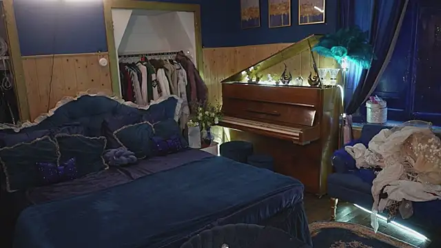 VanessaDoyle online show from October 30, 3:13 pm