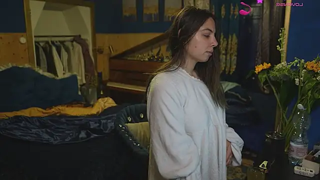 VanessaDoyle online show from February 25, 8:40 pm