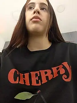 Amira Milker online show from September 23, 1:20 pm