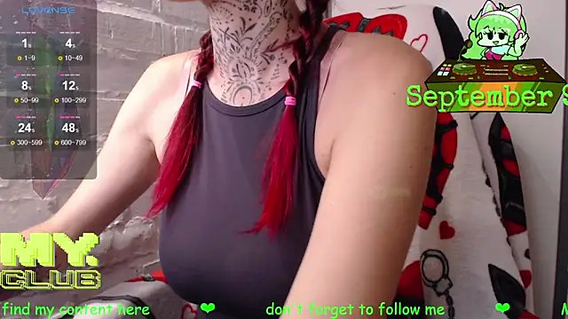 Snapshot of Witch_Emma chatting on September 9, 9:03 pm Witch Emma online show from September 9, 9:03 pm