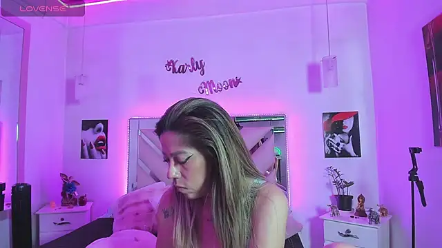 Karly moon online show from November 11, 11:35 pm