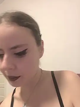 Stoned-baby69 online show from November 12, 8:18 pm