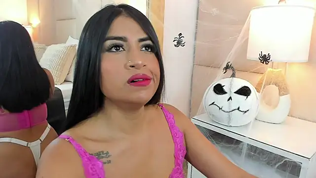 AntoniaRoss  online show from October 30, 1:01 pm