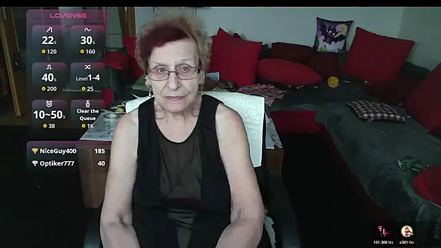 HeisseomaOriginal online show from October 31, 11:14 am