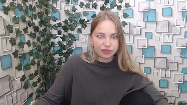 Snapshot of klerkarina chatting on September 21, 4:44 am klerkarina online show from September 21, 4:44 am
