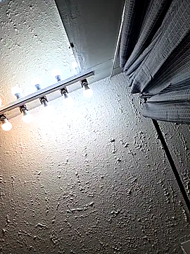 AriannaPena online show from November 26, 11:39 pm