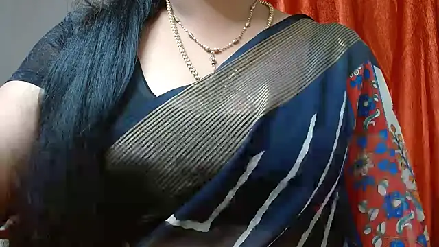 Snapshot of tamilharini chatting on September 24, 5:39 am tamilharini online show from September 24, 5:39 am